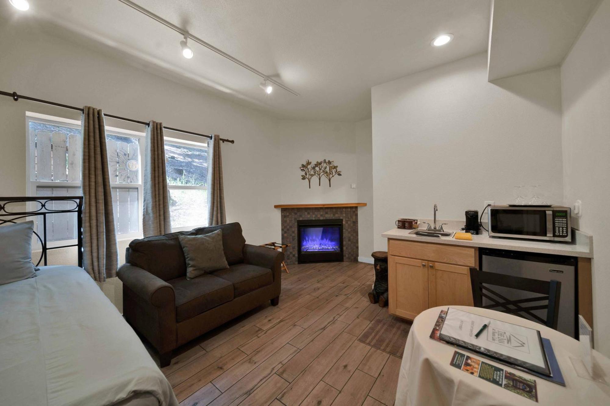 The Inn At Shasta Lake Lakehead Экстерьер фото